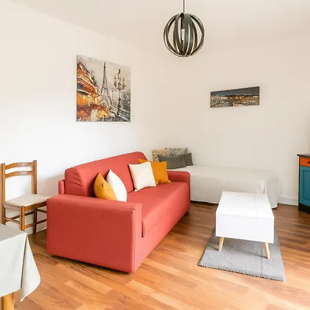 La Maison De Louelyne Bayon