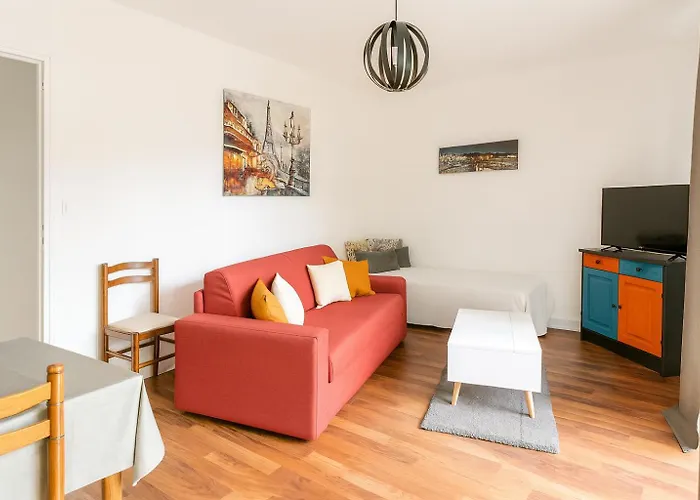 La Maison De Louelyne Bayon